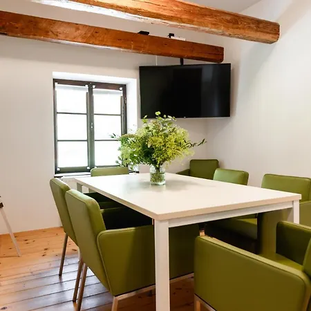 Apartament Strmol *